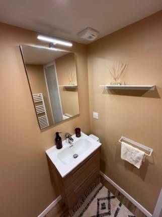 Création de salle de bain avec meuble vasque suspendu - Nantes 44