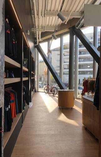 Photo après travaux fond du magasin