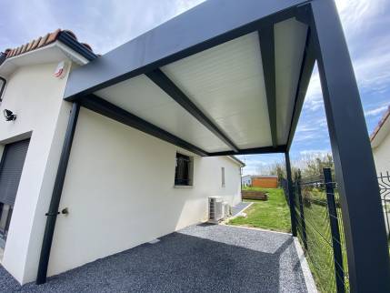  Aménagement de carport en acier - Montauban 82000