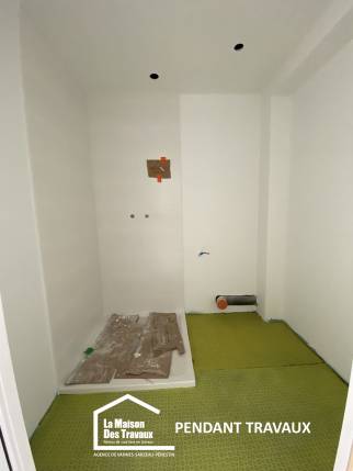 Travaux de rénovation de salle de bain en cours Damgan