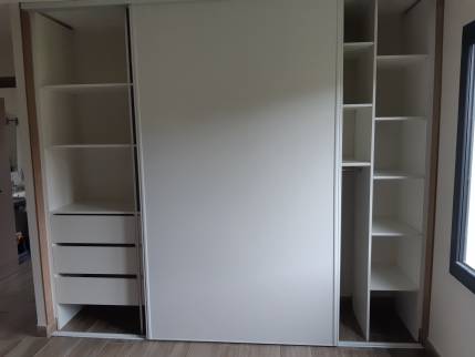 Aménagement d'un grand dressing sur mesure - Châtillon-la-Palud 01320