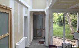 Transformation d’une pièce avec ouverture sur l’extérieur en cours de rénovation à Noyelles-sous-Lens