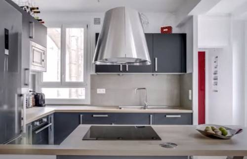 Installer une hotte à Paris 7