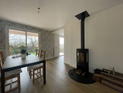 Rénovation de maison avec pose d'un poêle à bois - Saint-Léger-sous-Cholet (49)