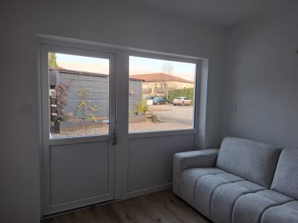Transformation de garage en chambre avec installation d'une menuiserie monobloc - Certines 01240