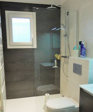 Création d'une salle d'eau indépendante, Maison située dans l'ouest lyonnais