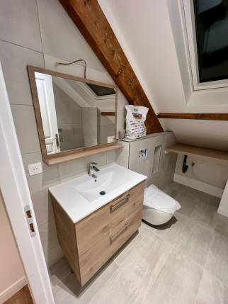 salle de bain rénovée sous combles- Yvelines