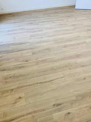 Pose d'un parquet stratifié