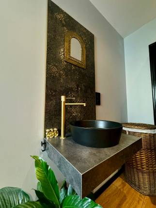 Rénovation de salle de bain avec nouveau meuble vasque - Cholet 49300