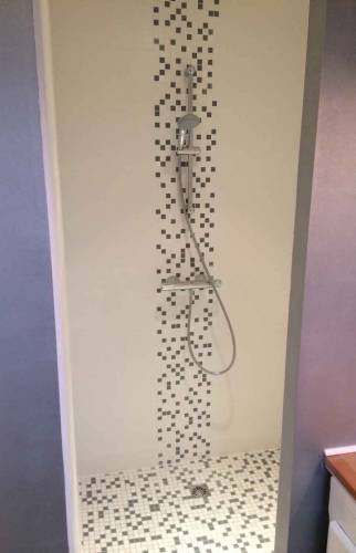 Installation d'une salle de bain avec douche dans le Calvados (14)