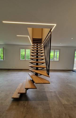 Nouvel escalier graphique et aérien