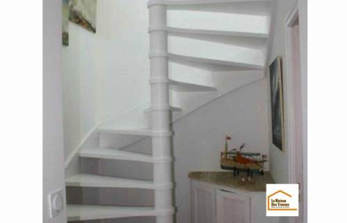 Réfection d'un escalier en colimaçon à Granville (50400)