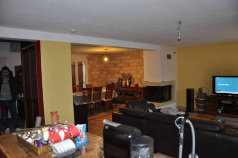 Pièce de vie avant travaux de rénovation de maison - Evry-Grégy-sur-Yerres 77166