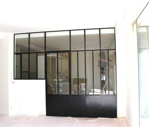 travaux de cuisine avec installation d'une verrière d'atelier