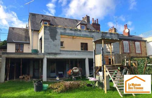 extension sur pilotis