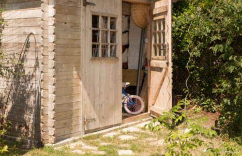 Création d'un appentis à l'arrière de la maison 