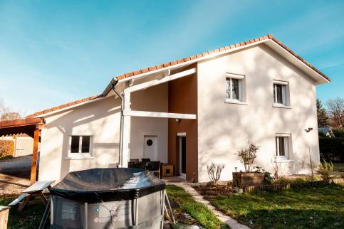 Marcy l'étoile : Ravalement de façade d'une villa située dans l'ouest de Lyon