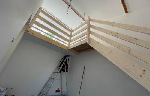 Rénovation escalier pin brut Pessac