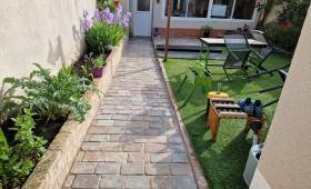 Allée pavée à Avon