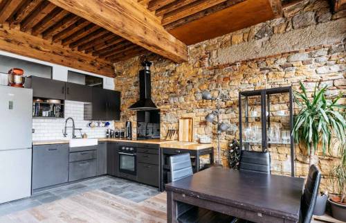 Rénovation complète d'un appartement en style industriel , quartier Vieux Lyon