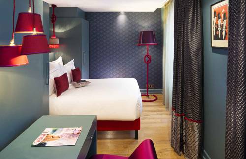 rénovation comme une chambre d'hôtel à Boulogne Billancourt