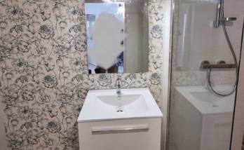 Salle de bain avec son meuble vasque