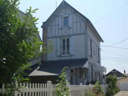 Rénovation de la façade d'une maison dans le Calvados
