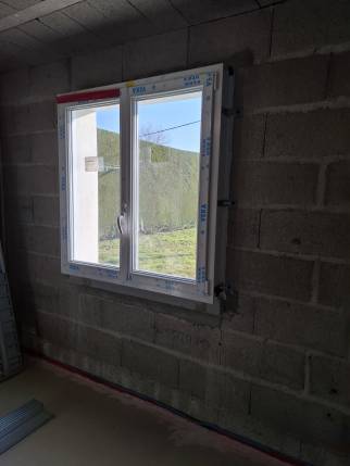 Pose de fenêtre pour aménager le garage en espace habitable - Villars-les-Dombes 01330