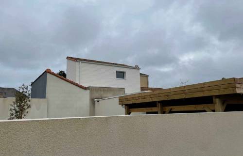 Surélévation de 14 m² à Vertou  - vue arrière
