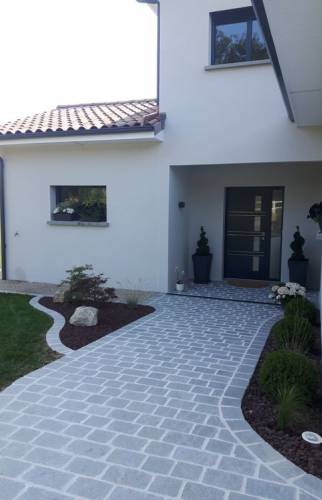 Allées en pavé à Saint Rémy Les Chevreuse ( 78 )