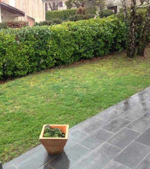 Terrasse initiale en carrelage