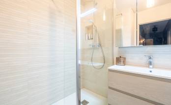 Douche à l'italienne