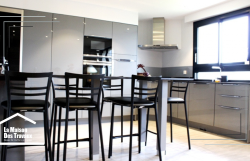 Création d'une Cuisine Moderne et Élégante entre le Couloubrier et Sainte Maxime