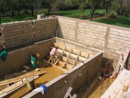 Construction d'un escalier en béton