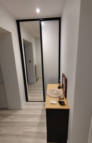 Aménagement intérieur d'une extension bois à Rives