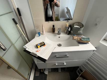 Salle de bains avant travaux de rénovation d'appartement - Nantes 44