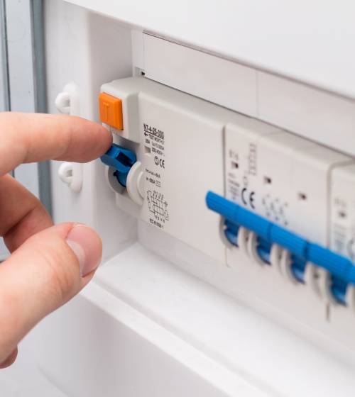 Remise aux normes électriques pour cette demeure des années 50 à Jatxou - 64480 -