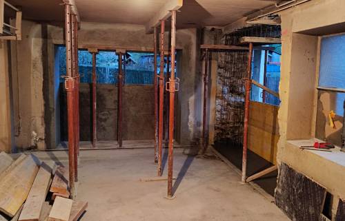 Etayage - INT - maçon 73, menuisier 73, façadier 73, plombier 73, électricien 73, carreleur 73, plaquiste 73, charpentier 73, couvreur 73, paysagiste 73