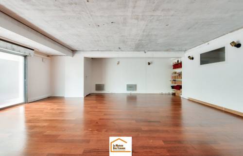 Parquet en bois massif rénové