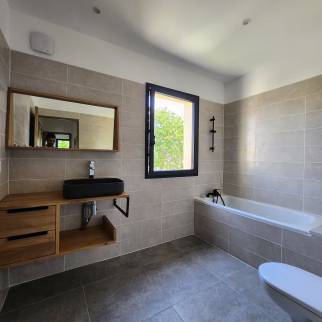  Surélévation de maison avec création de salle de bain - Pérols 34470