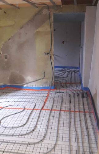 mise en place des tuyaux PER