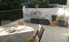 Terrasse tropézienne terminée côté