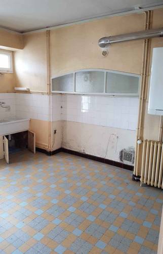 ancienne cuisine et verrière vintage hotte