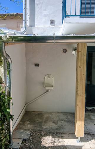 Auvent neuf en bac acier