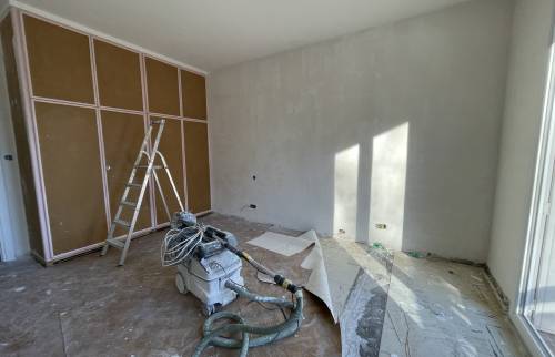 Dépose sol avant ragréage chambre 3 Lyon 69005