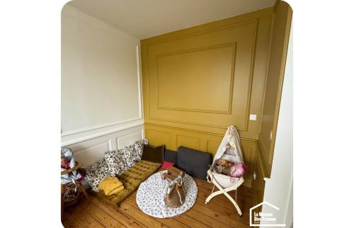 Moulures aux murs 