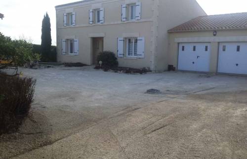 Cour pendant travaux