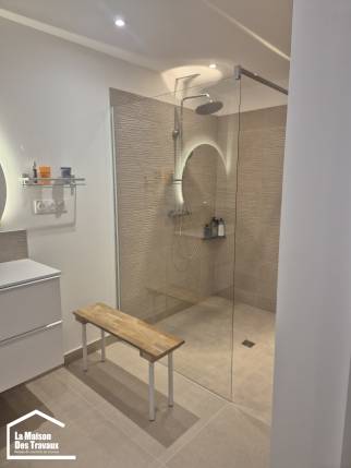 Nouvel agencement PMR à Saint-Malo - chambre - salon - salle d'eau – toilettes