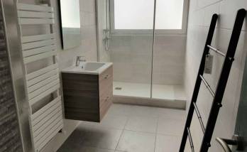 Rénovation totale d'une salle de bains à Granville (50400).