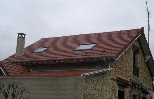 Rénovation de toiture à La Rivière-de-Corps complète